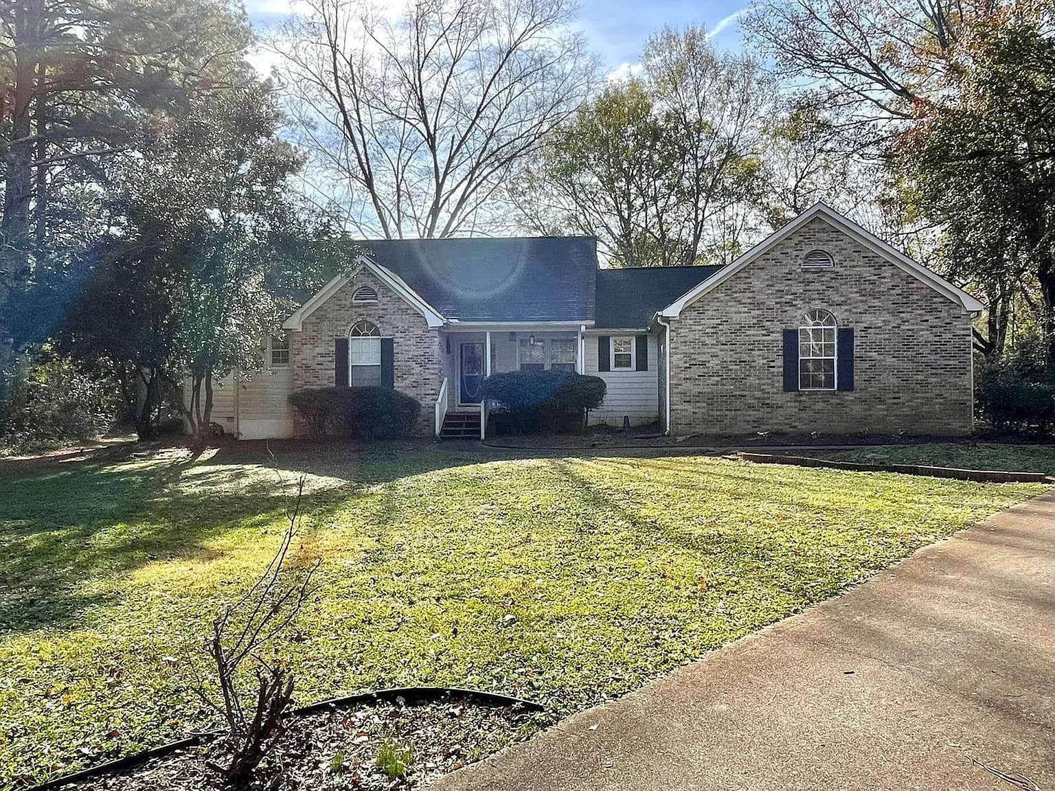 137 Earlygold St exterior view
